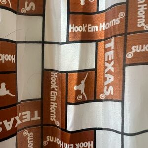 Texas Longhorns women’s silky scarf